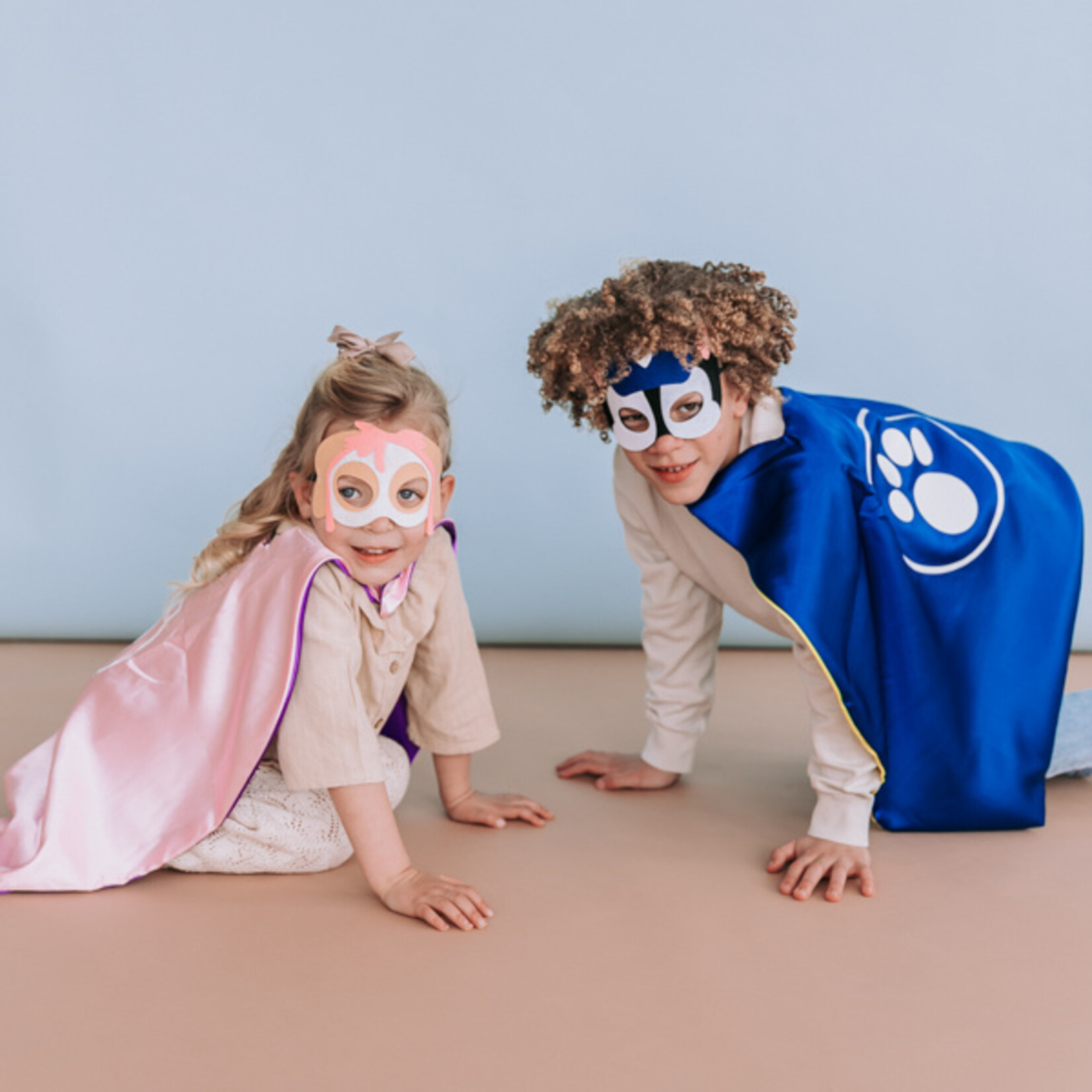 Paw Patrol Cape - Chase & Skye Cape - Carnavalskleding kinderen - Verkleedpak - Kostuum Masker - Verkleedkleren Kinderen - 2 STUKS