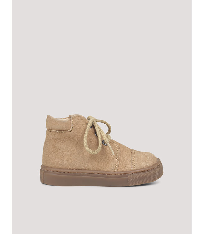 Sportieve veterschoen, Caramel suede