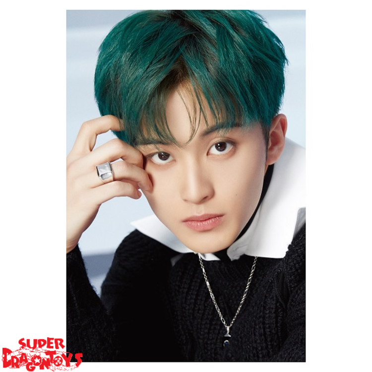 NCT 127 - D/ICON DFESTA [DISPATCH 10TH ANNIVERSARY] PHOTOBOOK - KOREAN EDITION