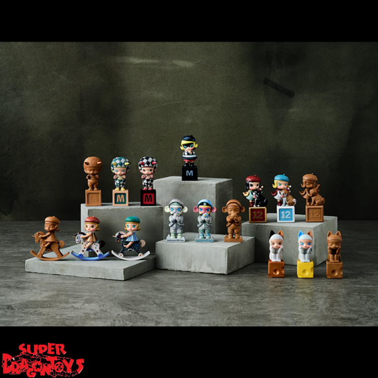 POP MART POP MART - MOLLY ["ANNIVERSARY STATUE CLASSICAL RETRO" SERIES] - BLINDBOX MINI FIGURE