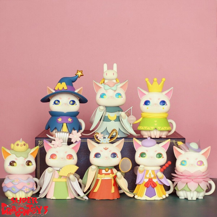 EMMA LUCKY EMMA - MIO FANTASTIC WORLD - BLINDBOX DECORATIVE FIGURE