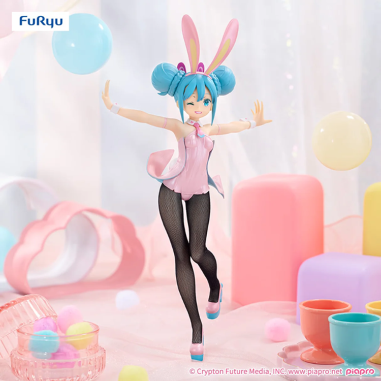 FURYU VOCALOID - HATSUNE MIKU - BICUTE BUNNIES [WINK PEARL PINK COLOR VER.] FIGURE