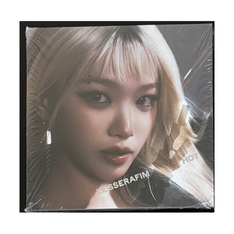 LE SSERAFIM (르세라핌) - HOT - [COMPACT VER.] - 5TH MINI ALBUM