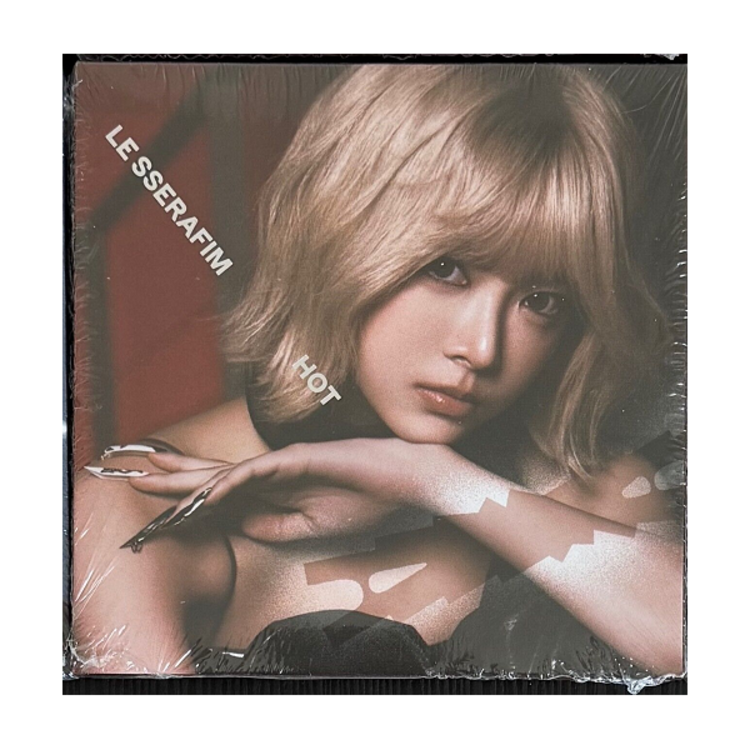 LE SSERAFIM (르세라핌) - HOT - [COMPACT VER.] - 5TH MINI ALBUM