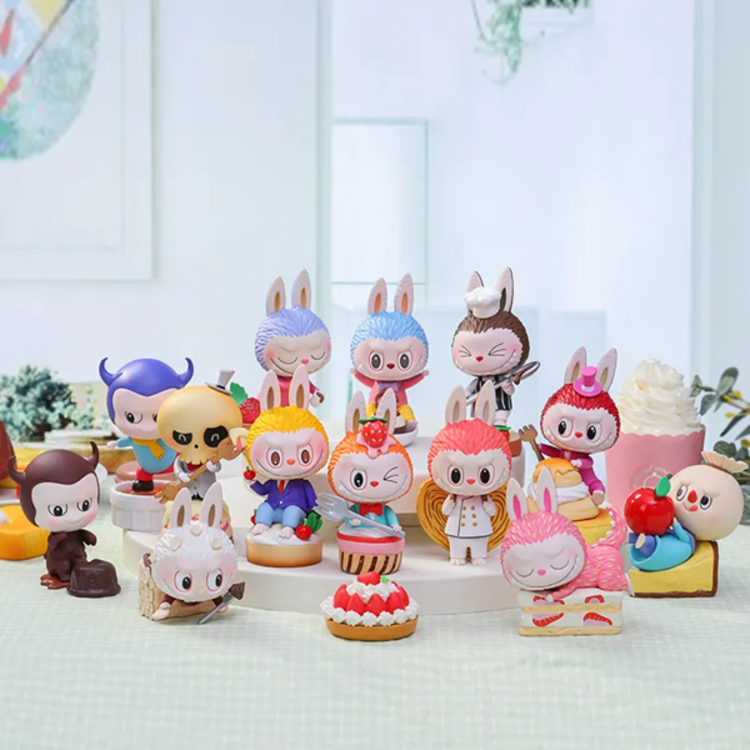 POP MART POP MART - THE MONSTERS "LABUBU" [PATISSERIE SERIES] - BLINDBOX MINI FIGURE