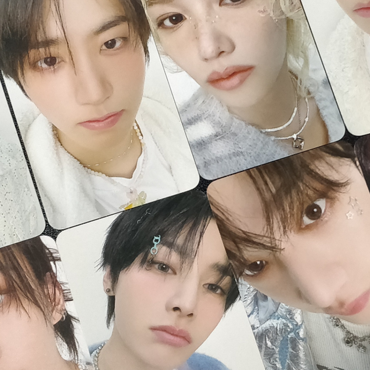 STRAY KIDS (스트레이 키즈) - OFFICIAL [SKZ 5'CLOCK] POB PHOTOCARD