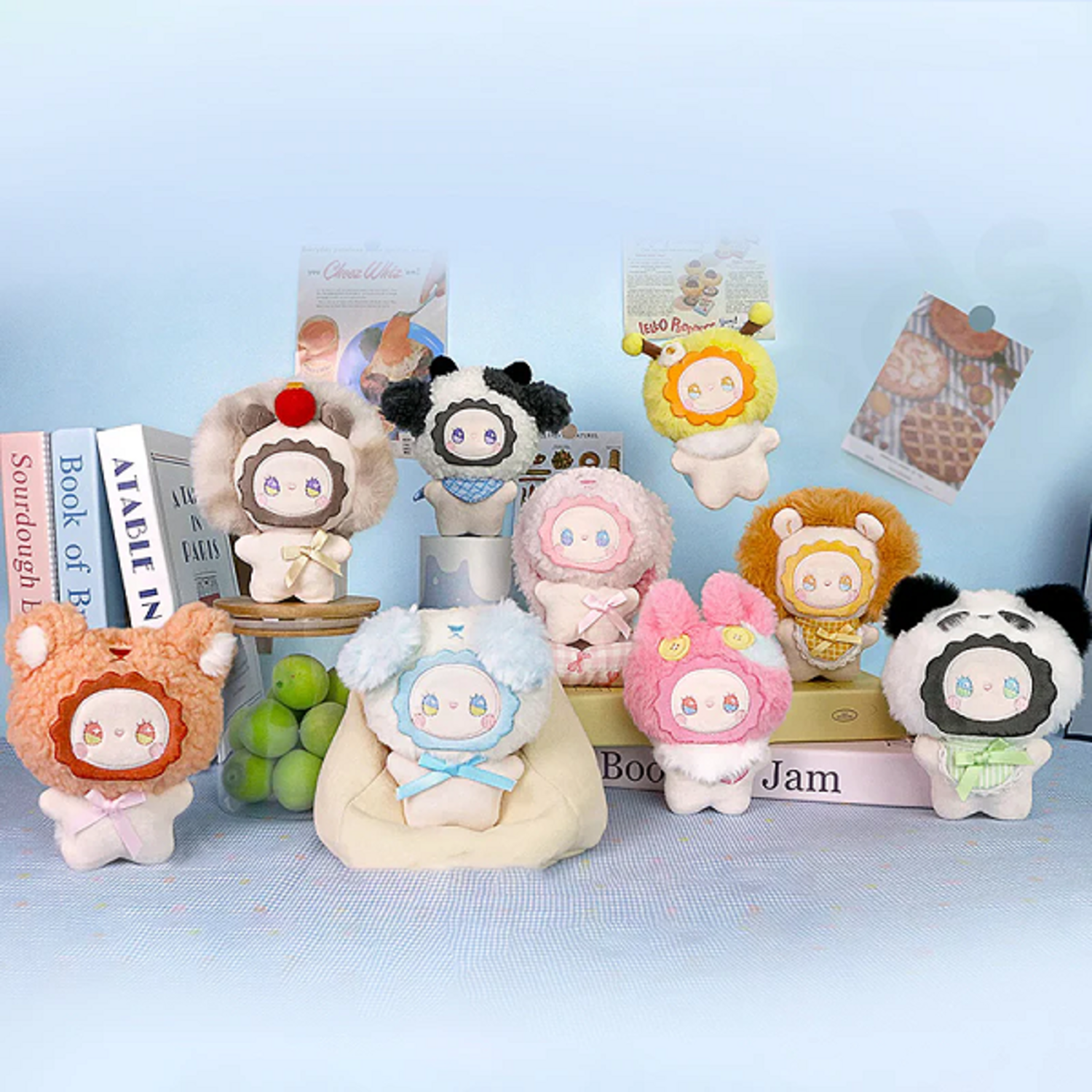 EMMA - EMMA FUZZY FAMILY SQUISHY SERIES - BLINDBOX PLUSH KEYCHAIN