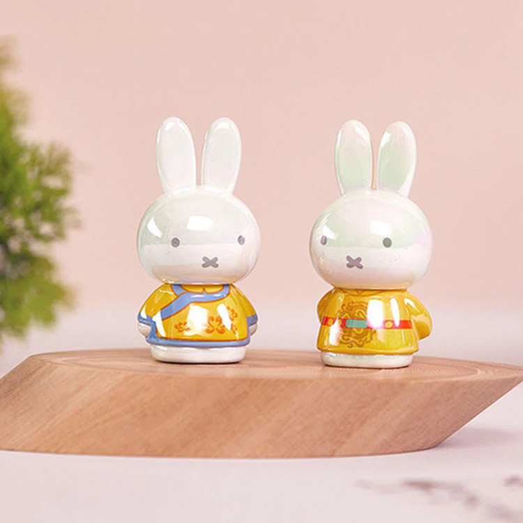 MIFFY [ANCIENT CUSTOMS SERIES] - BLINDBOX MINI FIGURE