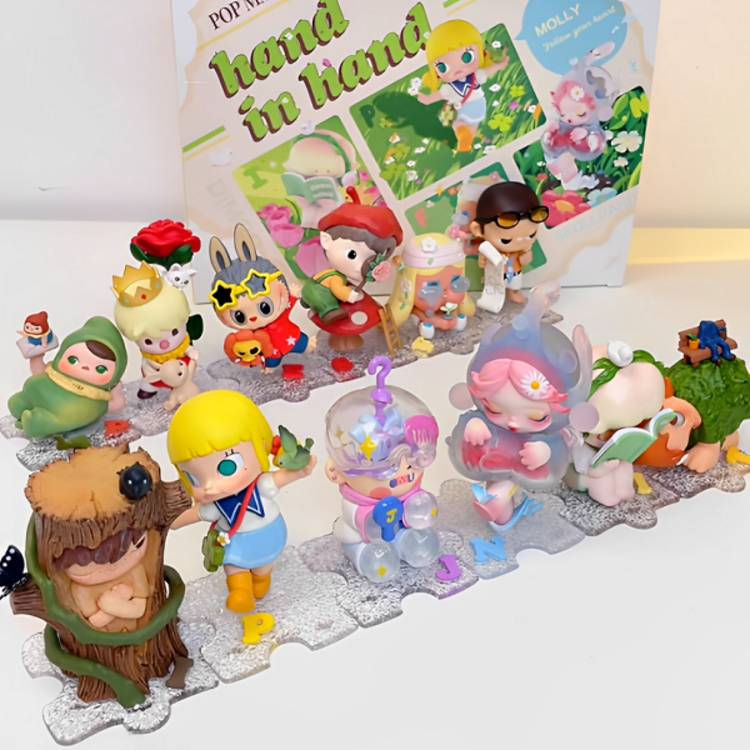 POP MART POP MART - HAND IN HAND SERIES - BLINDBOX