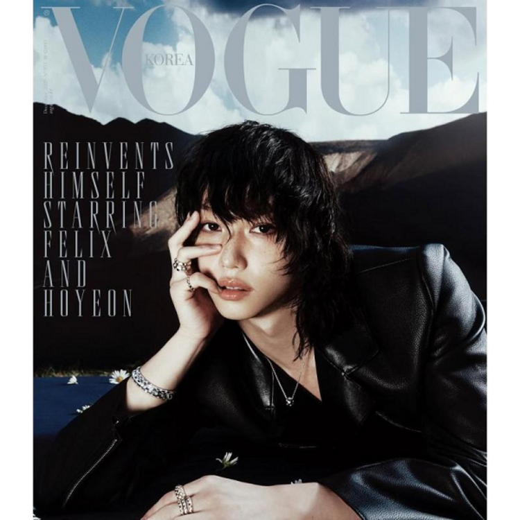 VOGUE [KOREA] MAGAZINE - "FELIX" COVER (VER.B) - DECEMBER 2025 ISSUE