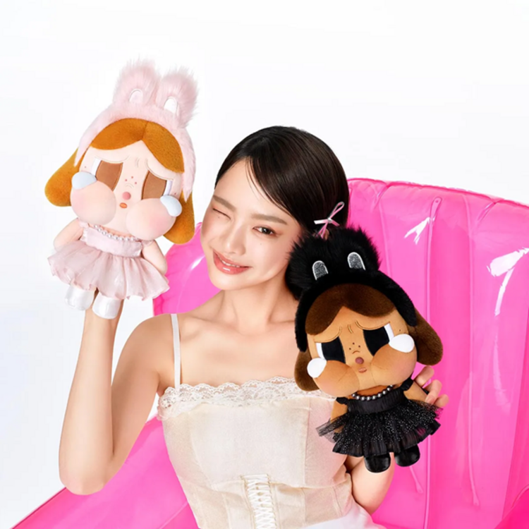 POP MART POP MART - CRYBABY [SHINY SHINY] - PLUSH DOLL (33CM)