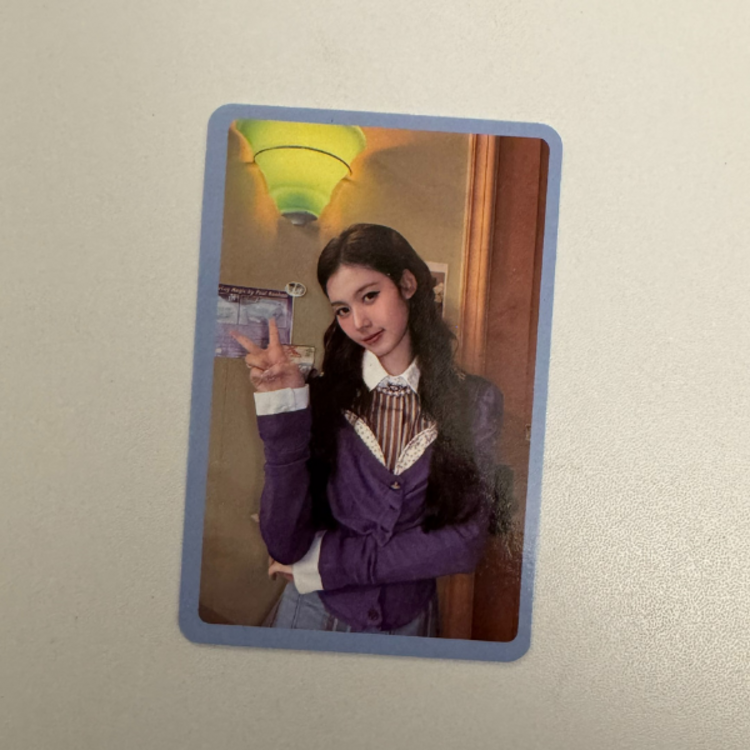 TWICE (트와이스) - TEN : THE STORY GOES ON POB PHOTOCARDS (EPISODE VER.)