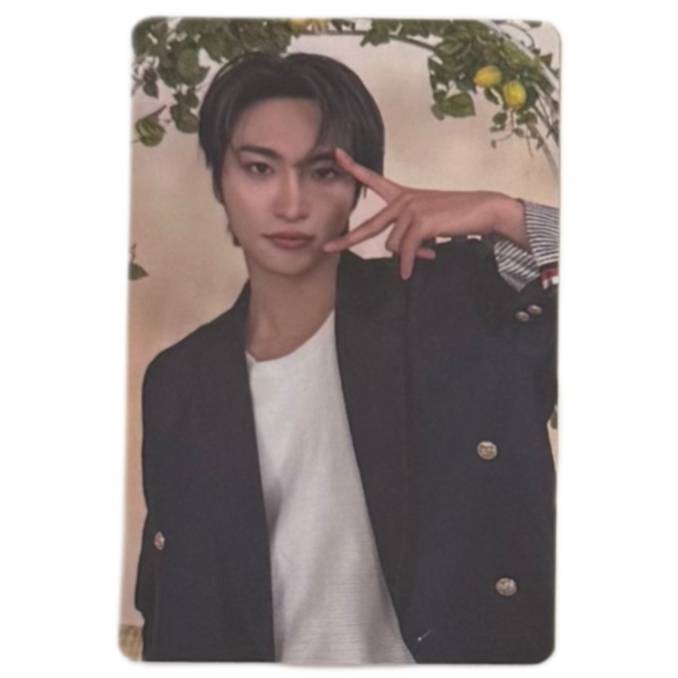 ATEEZ (에이티즈) - OFFICIAL [MIGHTEEZ] POP-UP POB PHOTOCARD