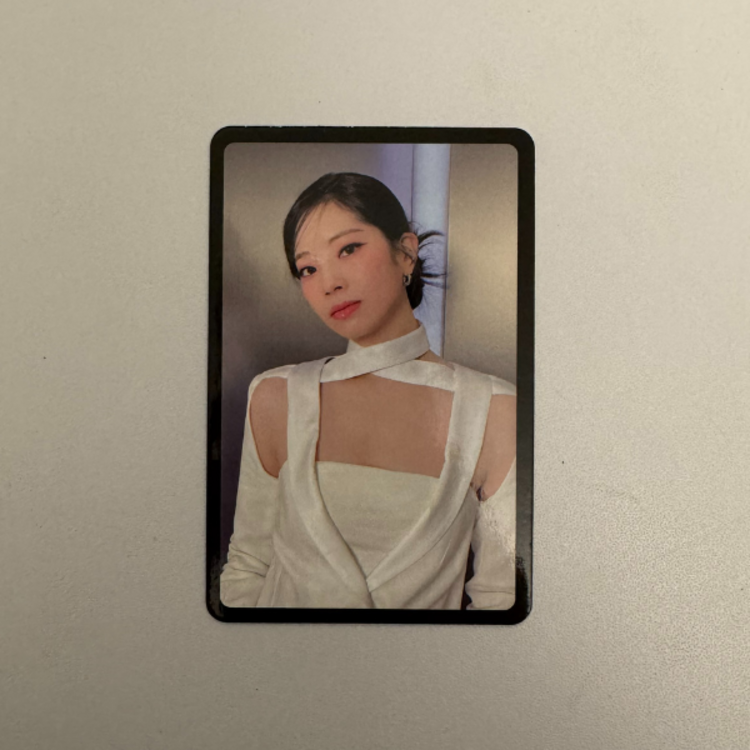 TWICE (트와이스) - READY TO BE POB PHOTOCARDS (TO VER.)