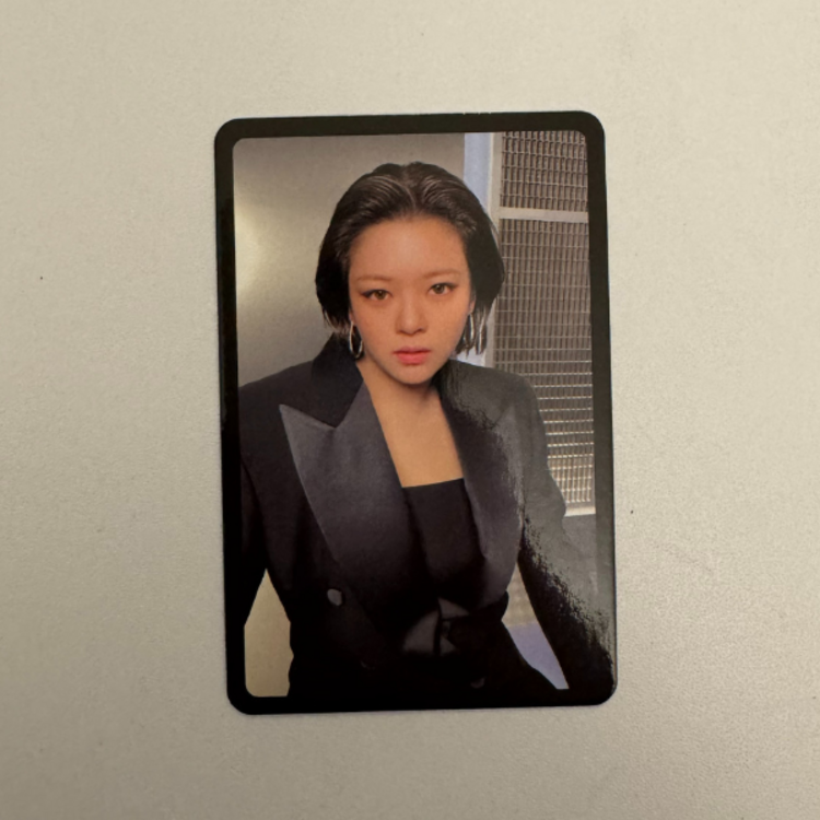 TWICE (트와이스) - READY TO BE POB PHOTOCARDS (TO VER.)