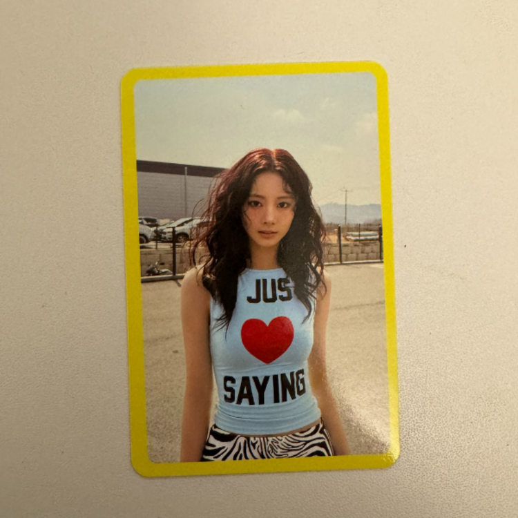 TWICE (트와이스) - THIS IS FOR POB PHOTOCARDS (IS VER.)