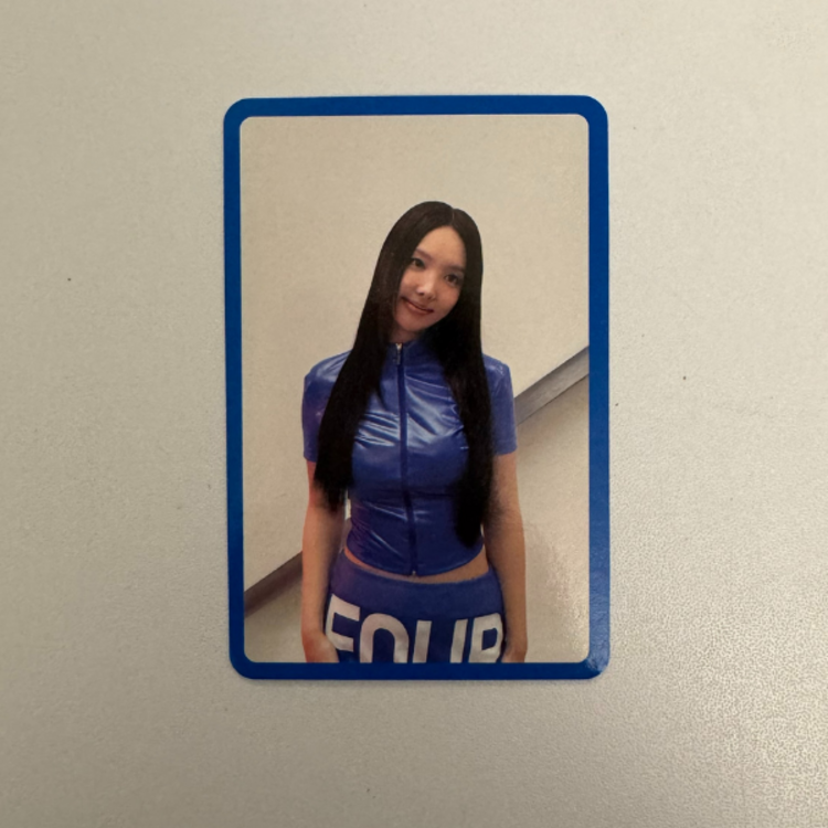 TWICE (트와이스) - THIS IS FOR POB PHOTOCARDS (THIS VER.)