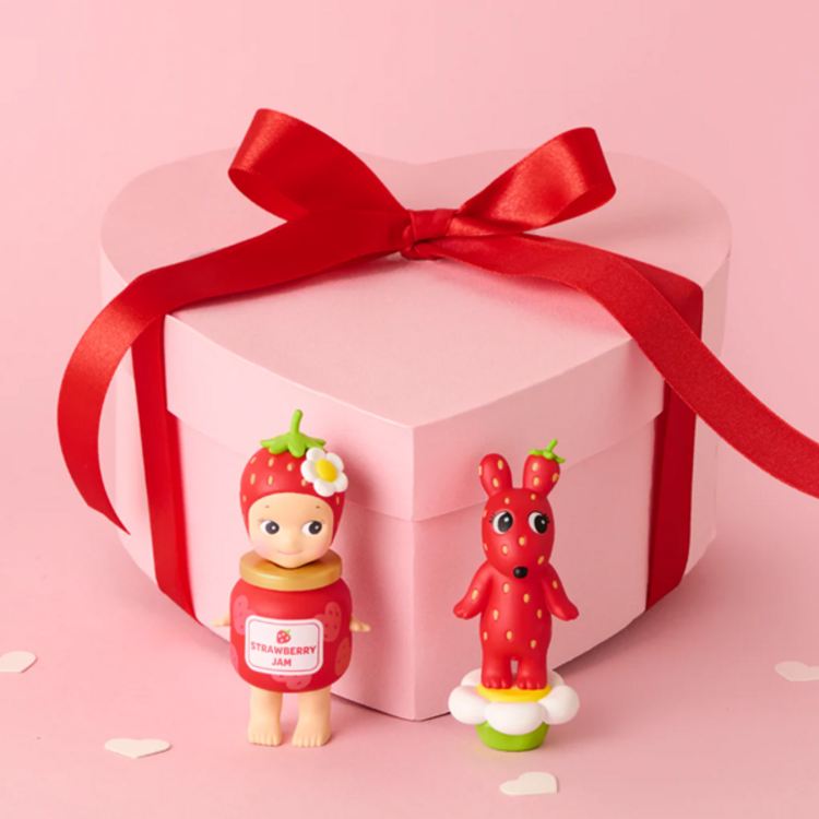 SONNY ANGEL -  [STRAWBERRY LOVE SERIES] - BLINDBOX DECORATIVE FIGURE