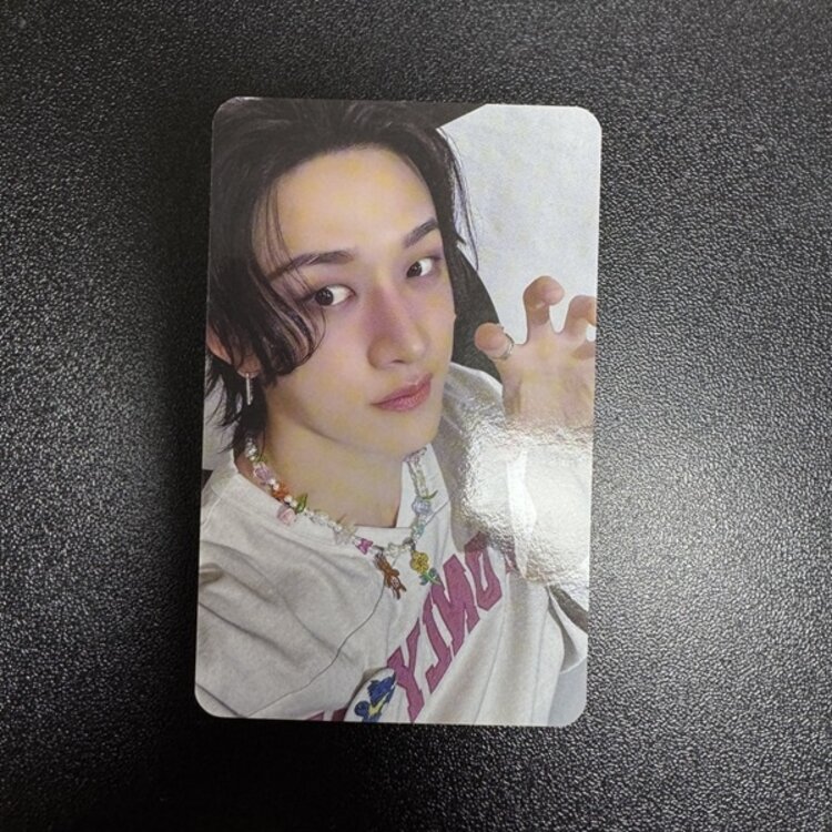 STRAY KIDS (스트레이 키즈) - OFFICIAL [DOMINATE CELEBRATE POP-UP STORE] POB PHOTOCARD