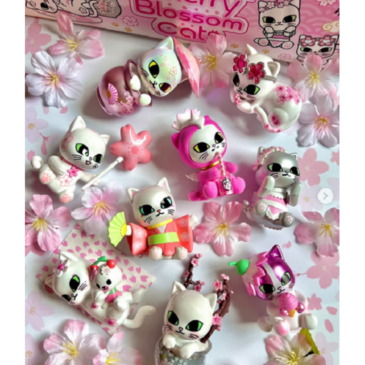 TOKIDOKI TOKIDOKI - CHERRY BLOSSOM CATS - BLINDBOX FIGURE