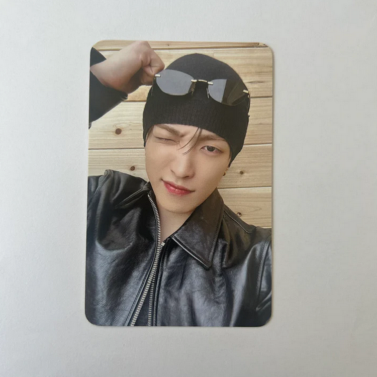 ATEEZ (에이티즈) - OFFICIAL [GOLDEN HOUR PART.3] SOUNDWAVE PHOTOCARD