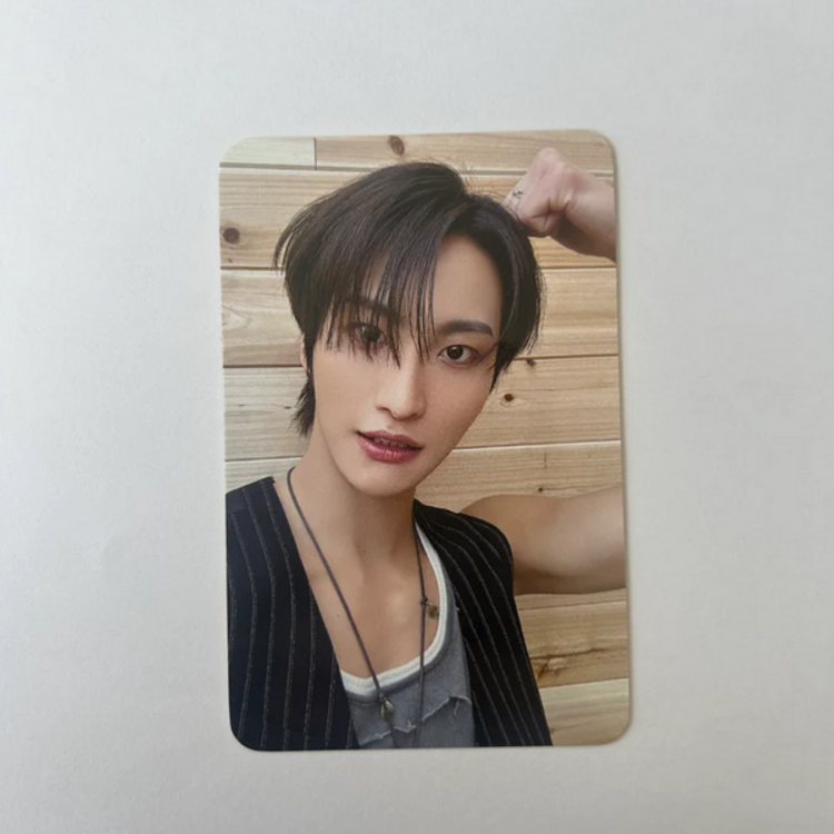 ATEEZ (에이티즈) - OFFICIAL [GOLDEN HOUR PART.3] SOUNDWAVE PHOTOCARD