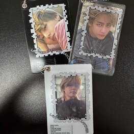 V (김태형) [BTS] - LAYOVER - PHOTOCARD HOLDER + RANDOM V PHOTOCARD