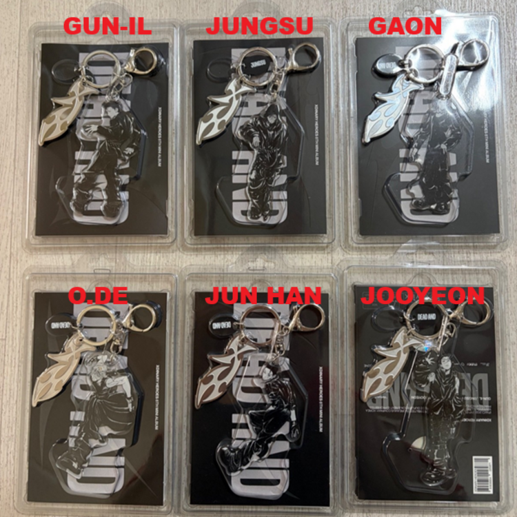 XDINARY HEROES (엑스디너리 히어로즈) - DEAD AND - [KEYRING VER.] - 8TH MINI ALBUM