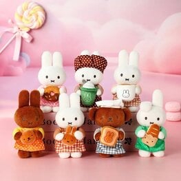 VIPO - MIFFY [BAKERY SERIES] - BLINDBOX PLUSH KEYCHAIN