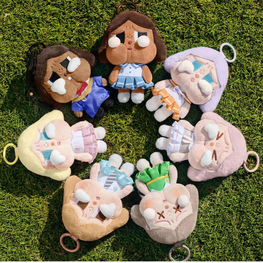 POP MART POP MART - CRYBABY [SUNSET CONCERT SERIES] - PLUSH PENDANT BLINDBOX