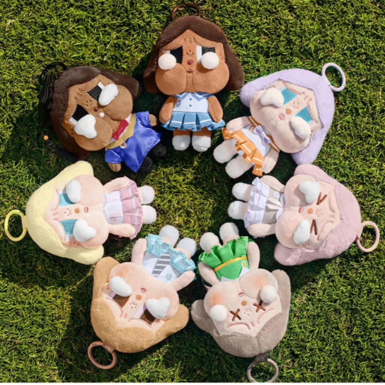 POP MART POP MART - CRYBABY [SUNSET CONCERT SERIES] - PLUSH PENDANT BLINDBOX