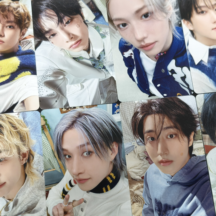 STRAY KIDS (스트레이 키즈) - [6TH FANMEETING : STAY IN OUR LITTLE HOUSE] POB PHOTOCARD