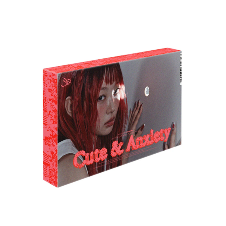[PREORDER] YVES (이브) - CUTE & ANXIETY - 5TH EP