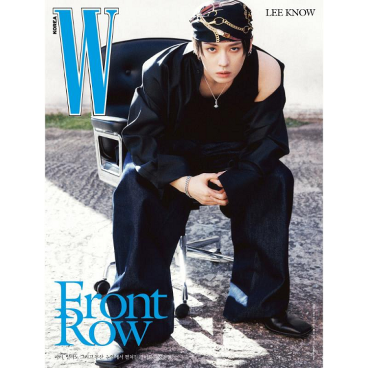 [PREORDER] W [KOREA] MAGAZINE - "LEE KNOW" [VER.A] - 2026 VOL.11 (NOVEMBER)