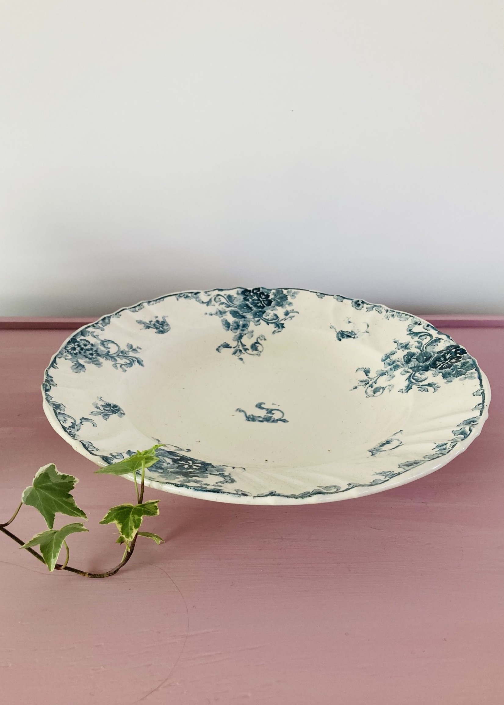 longwy Round dish with Blue green decoration from Longwy