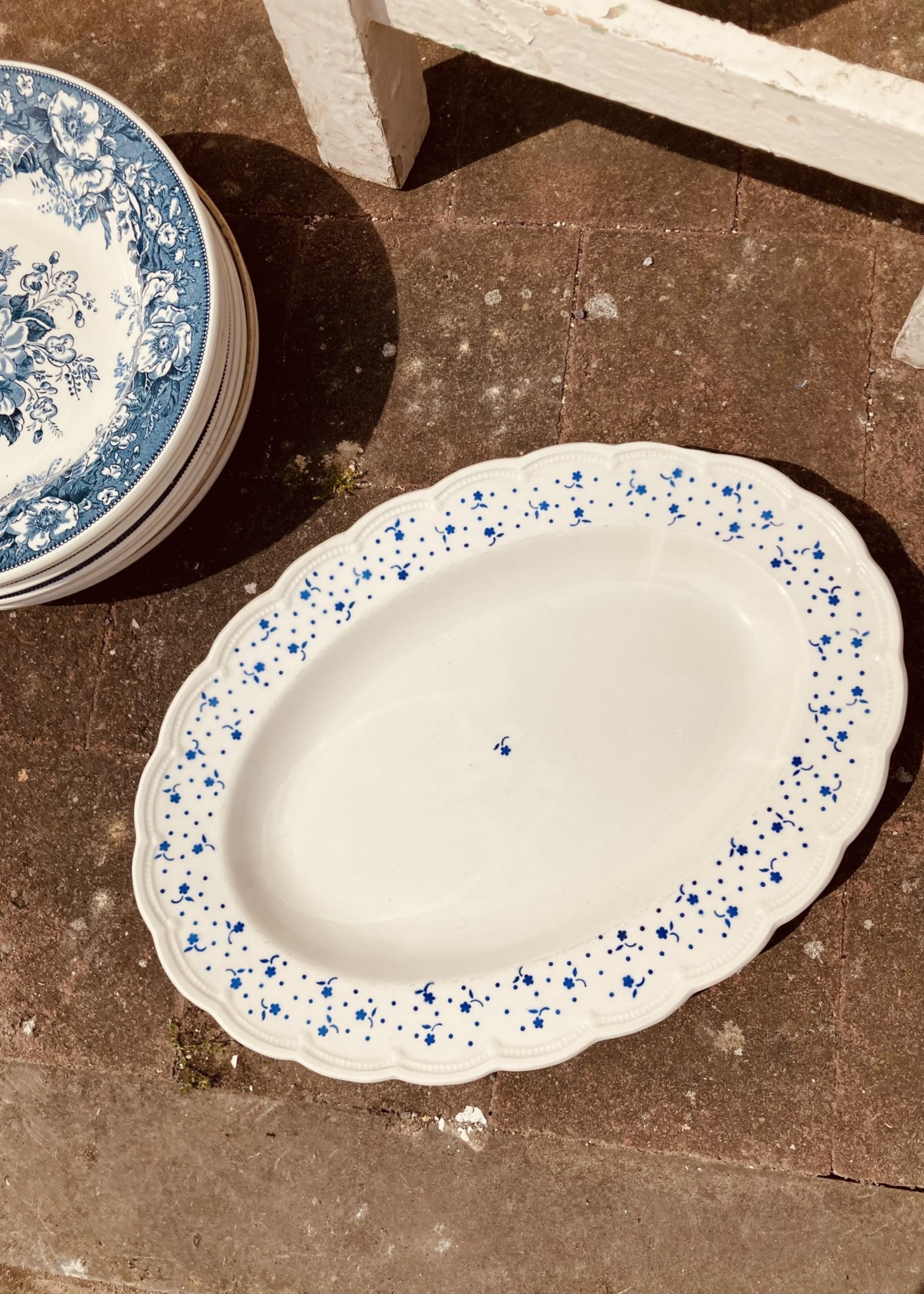 Oval Dish Flora by Boch Blue
