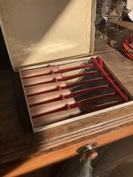 Vintage box of 12 knives with pink resin handles