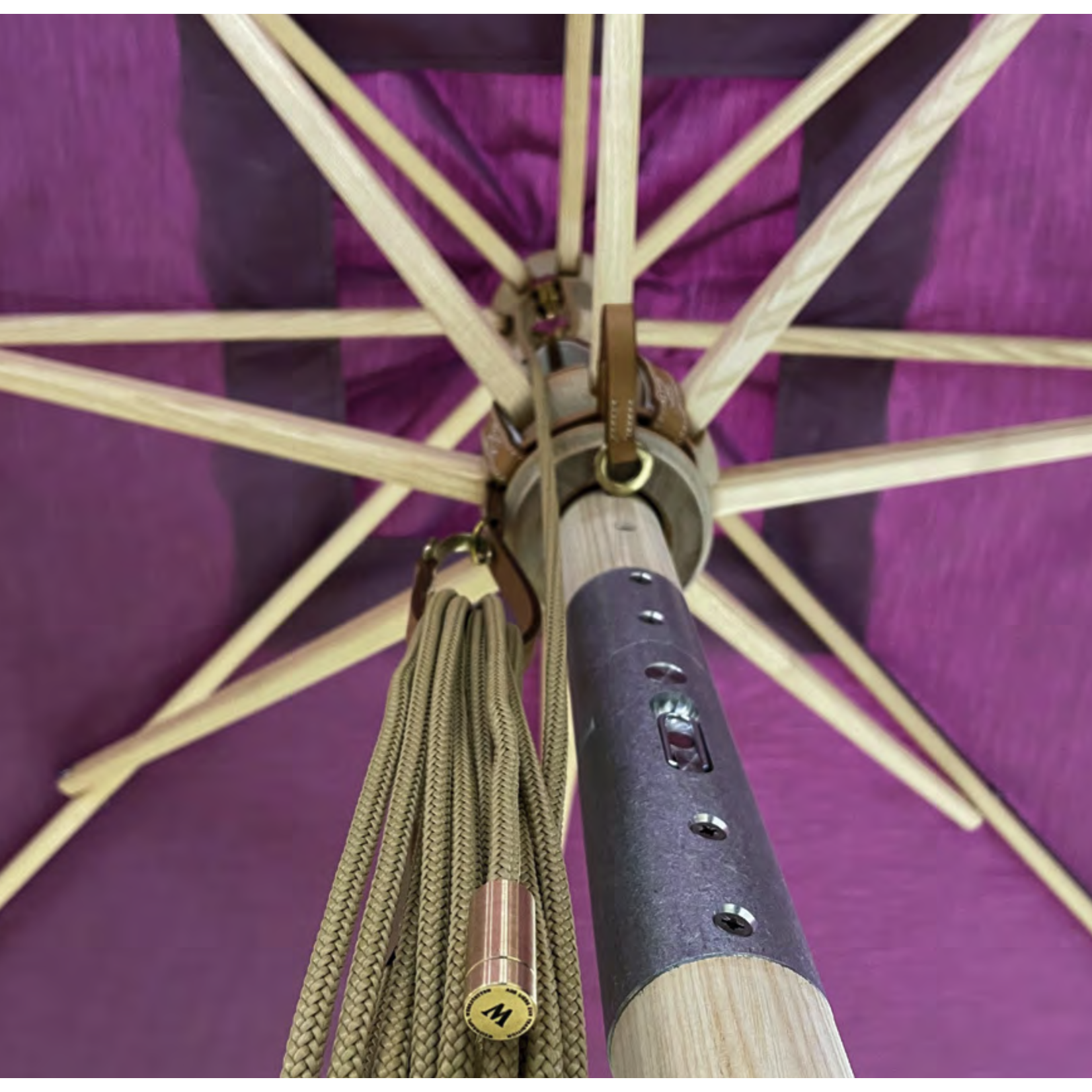 Sonnenschirm Klassiker D250cm, mit Flaschenzug & Knick, Natur 01