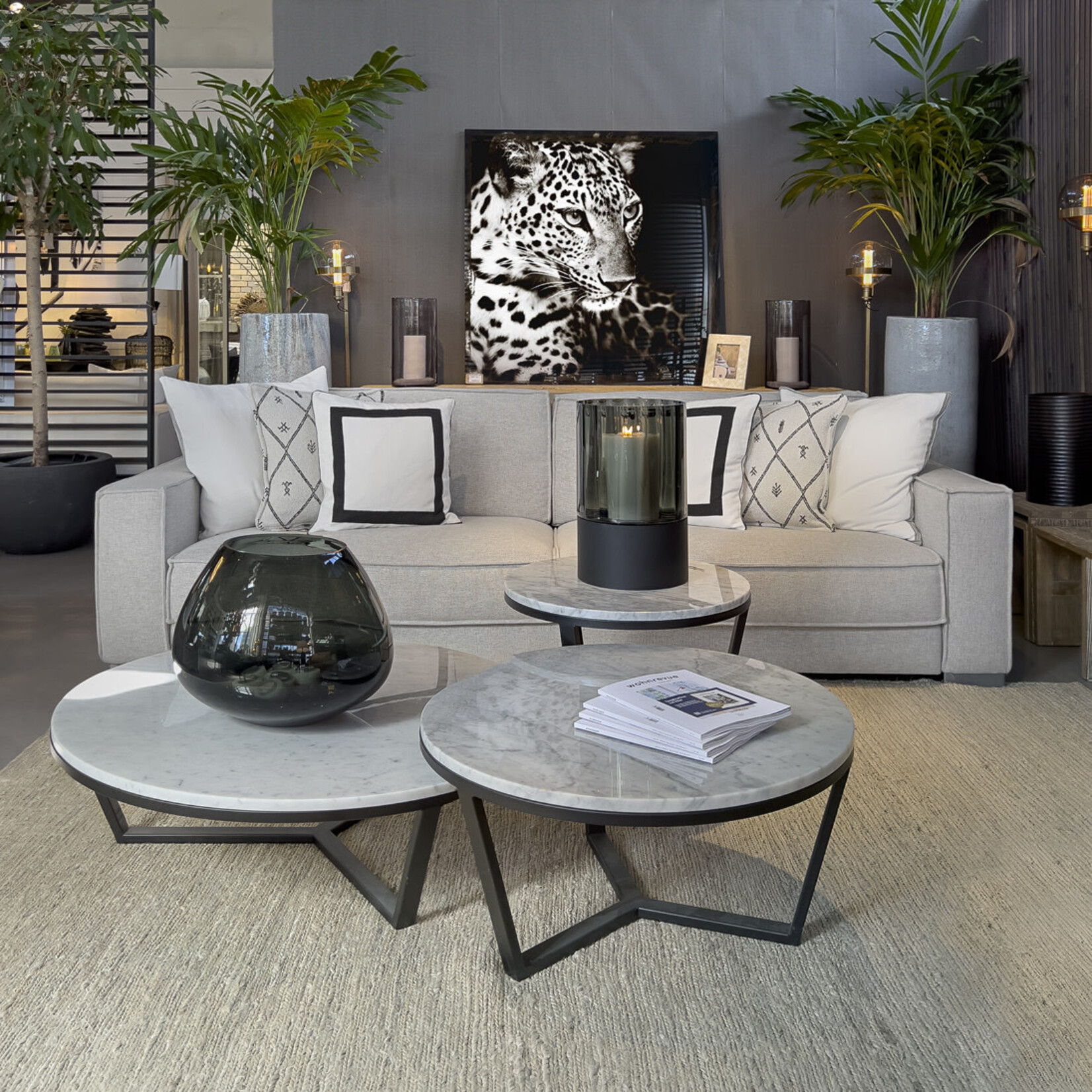 Magnolia Salontisch D100xH30cm Metall schwarz & Carrara weiss