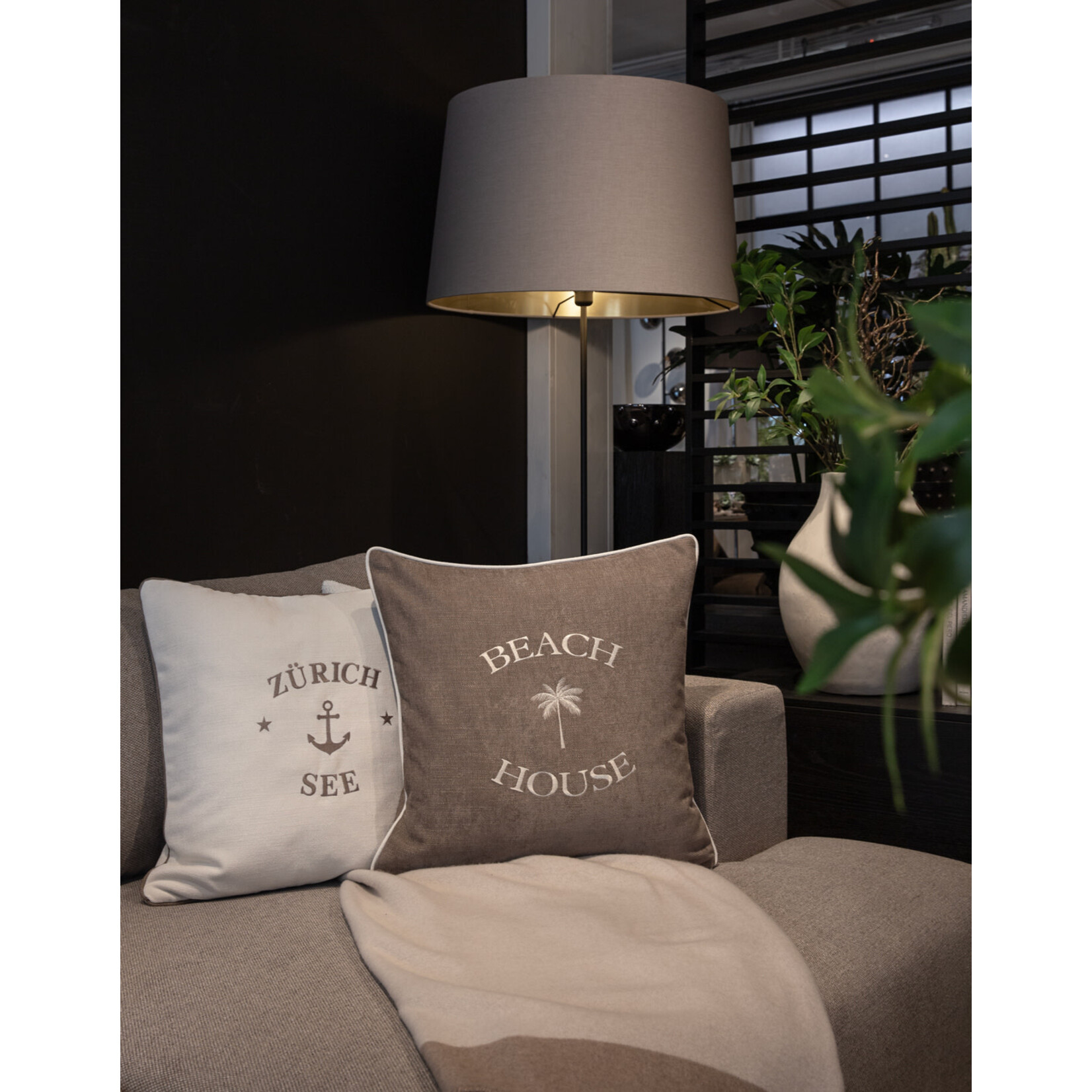 Summy Kissen braun, Beach House Palme und Keder creme, 55x55cm