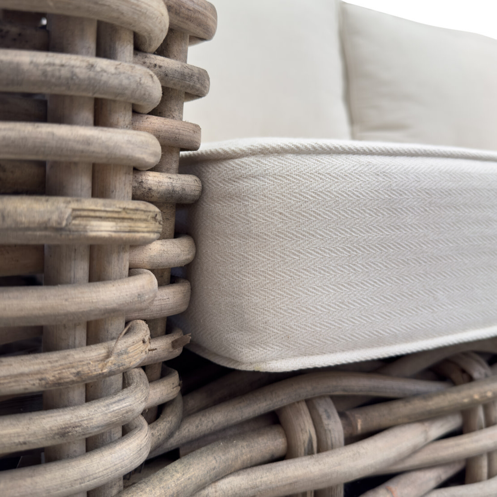 Maluna Rattan Sofa 210x90x60cm