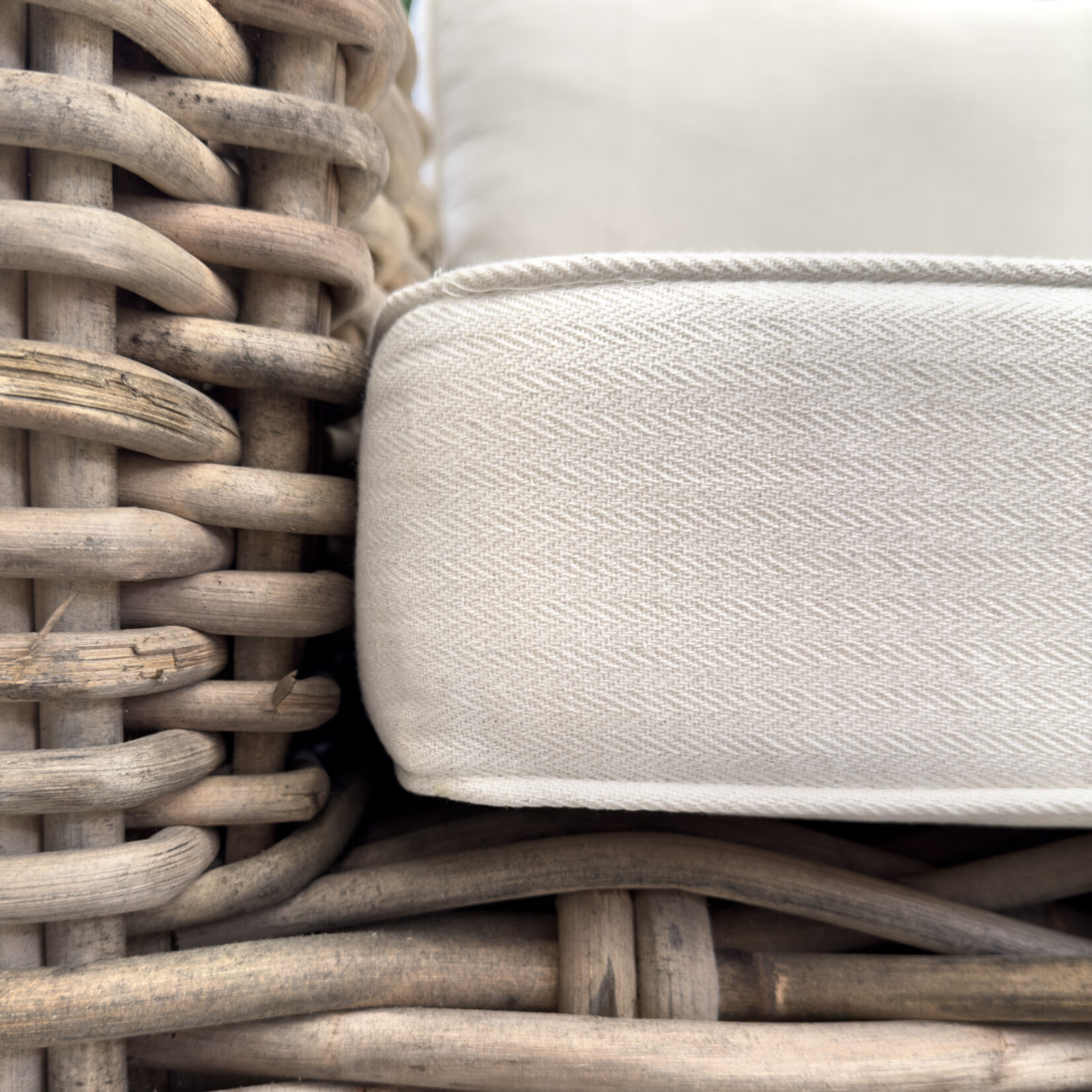 Maluna Rattan Sofa 210x90x60cm