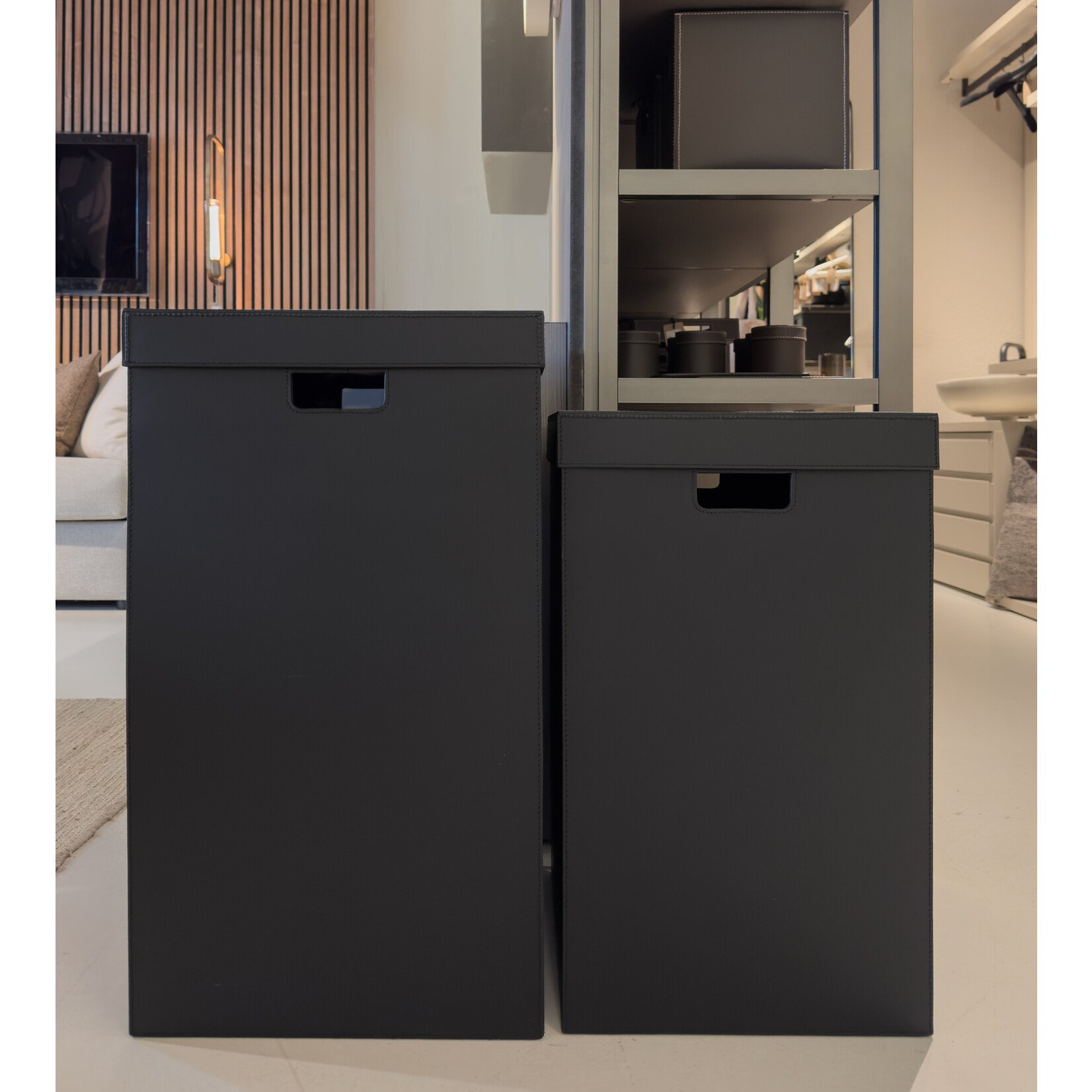 Wäschekorb Leder: schwarz, Naht: schwarz 37x37x62cm