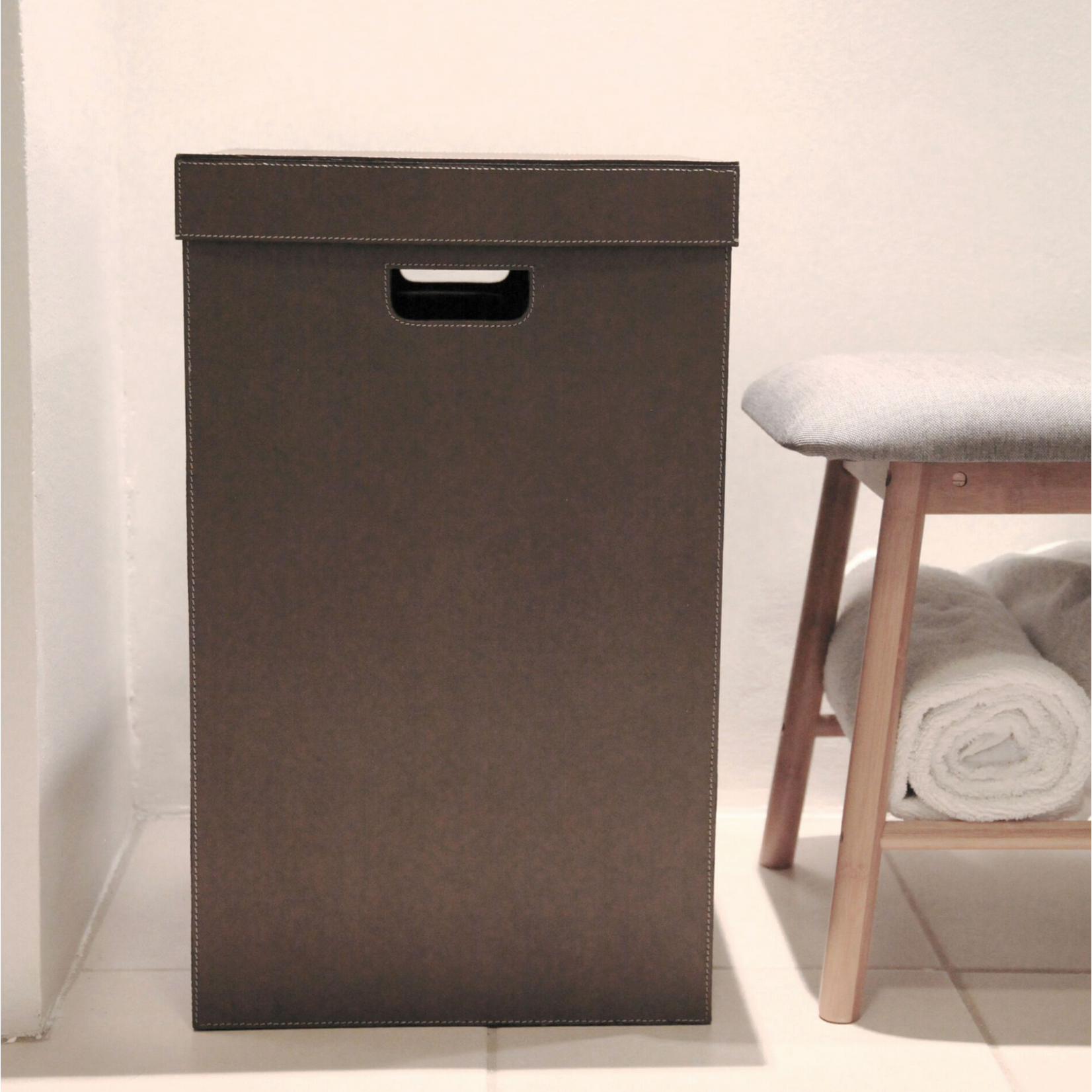 Wäschekorb Leder: braun, Naht: weiss 37x37x62cm
