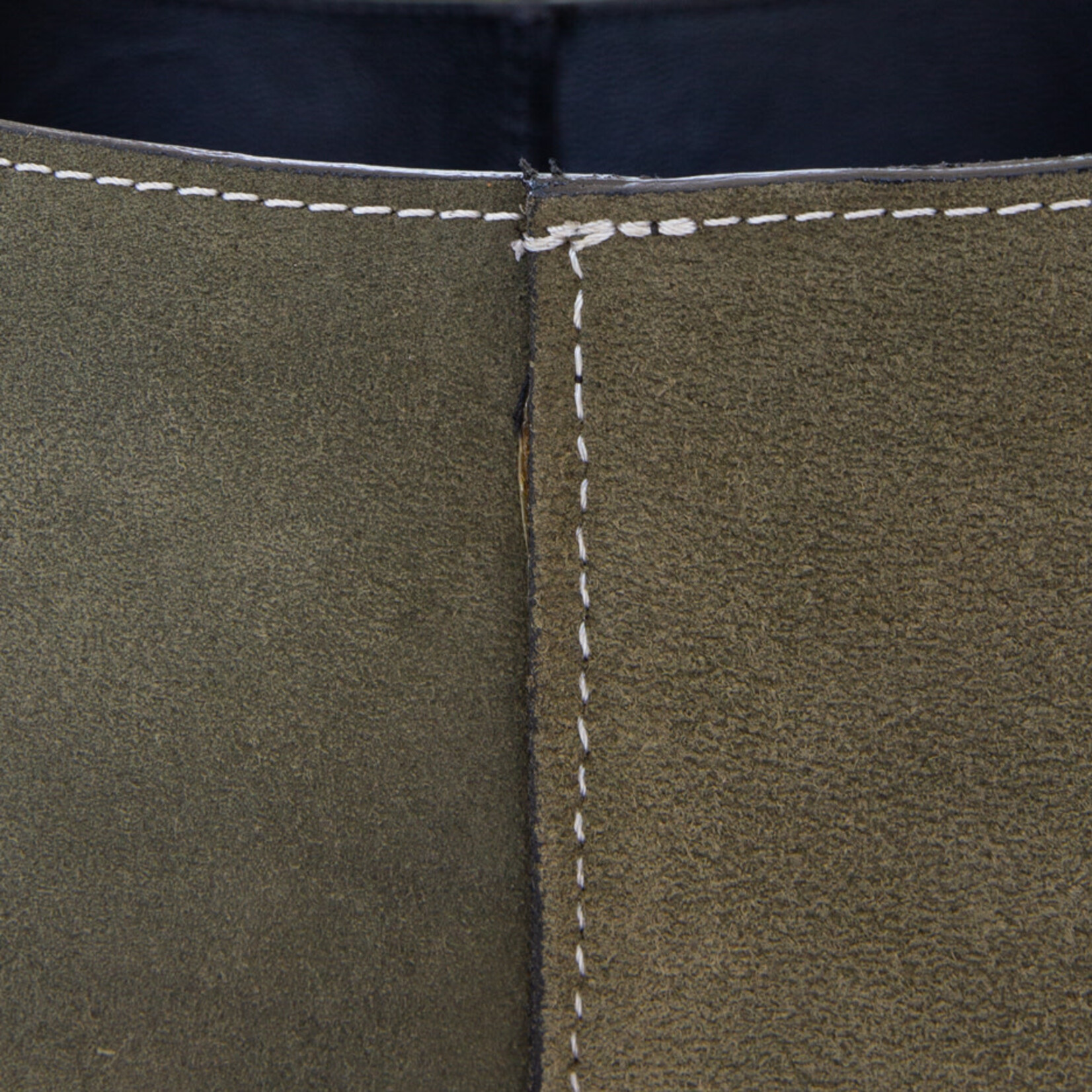 Magazin Aufbewahrung olive/braun, Naht: weiss