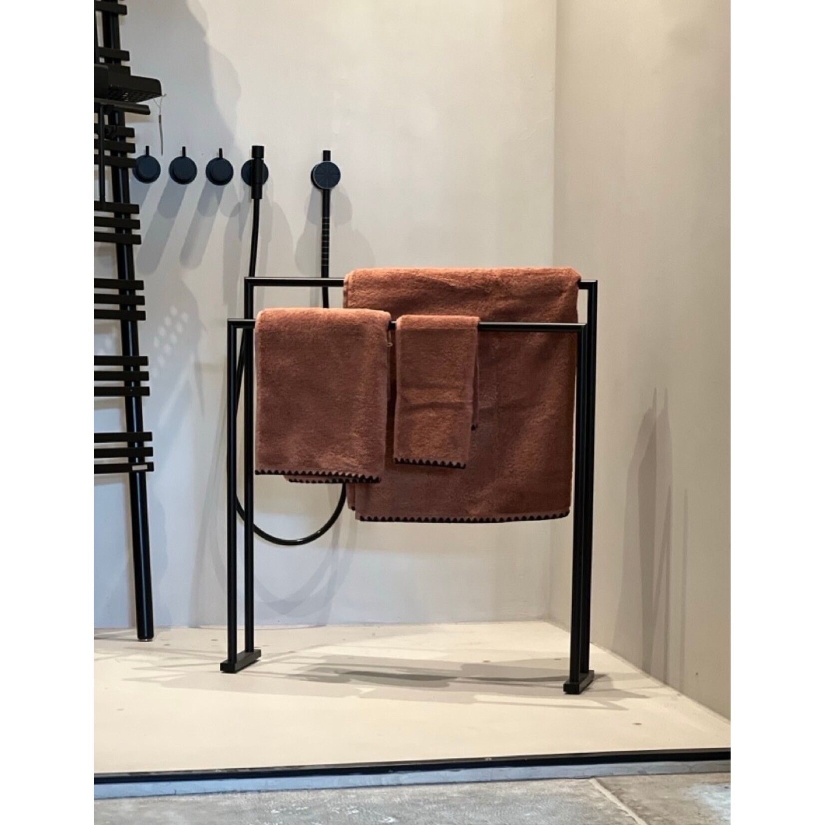 Ilya Handtuch 30x50cm mocha