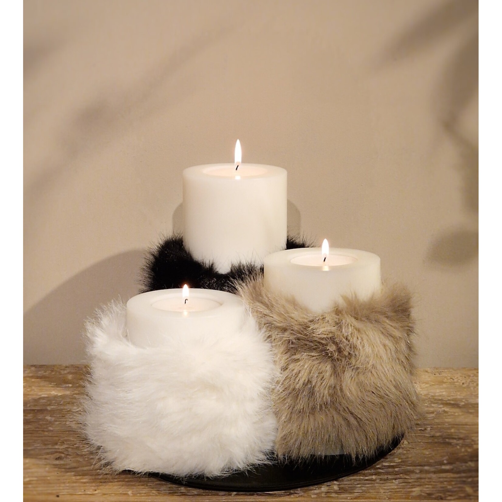 2357 Kunstfell für Kerze, beige D17xH11cm