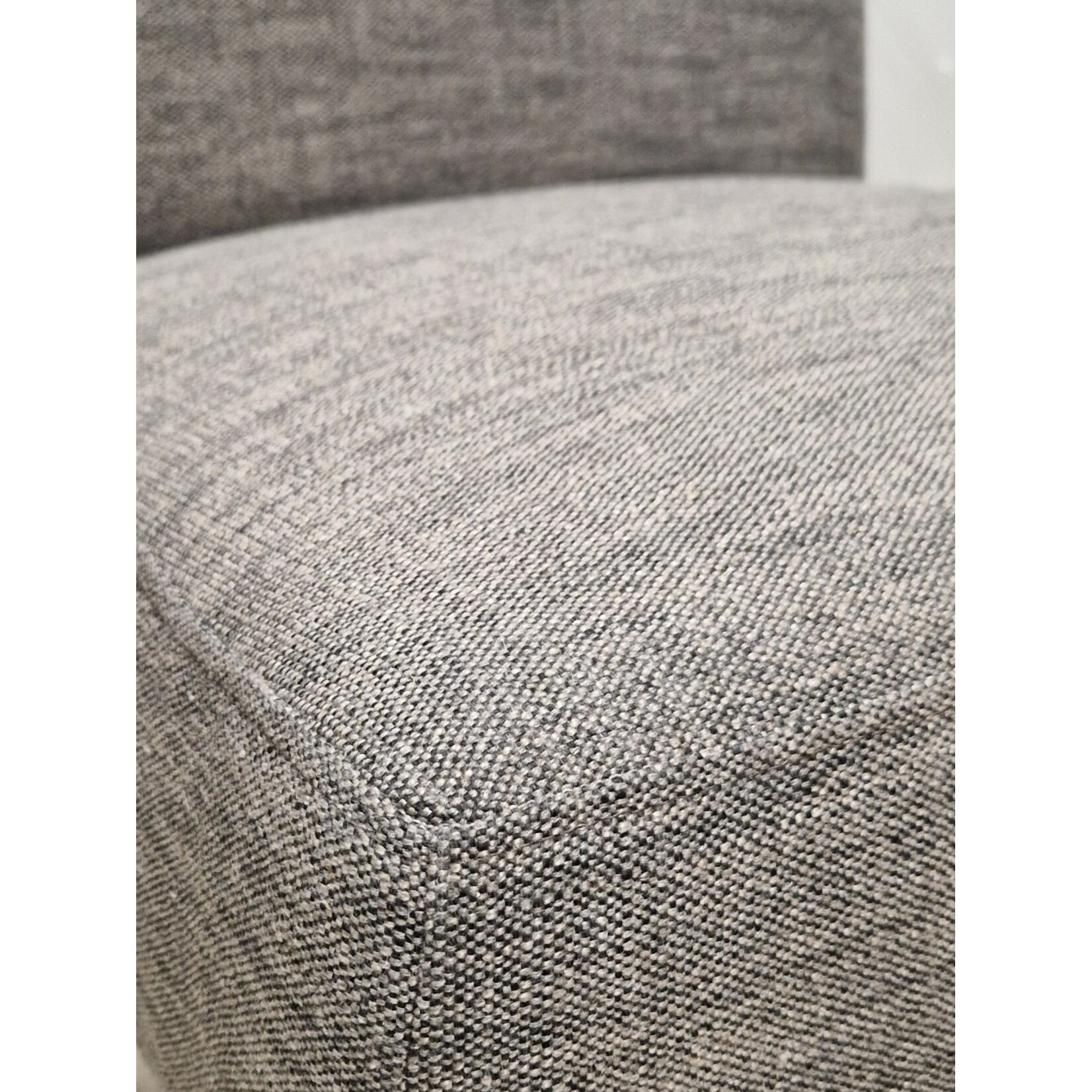 Gabriel Stuhl 60x71xH94cm, Stoff: Avena 08, Beine: schwarz