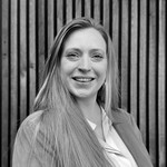 Camille Arndt - ca@spectroom.ch (Sachbearbeiterin Frontoffice)