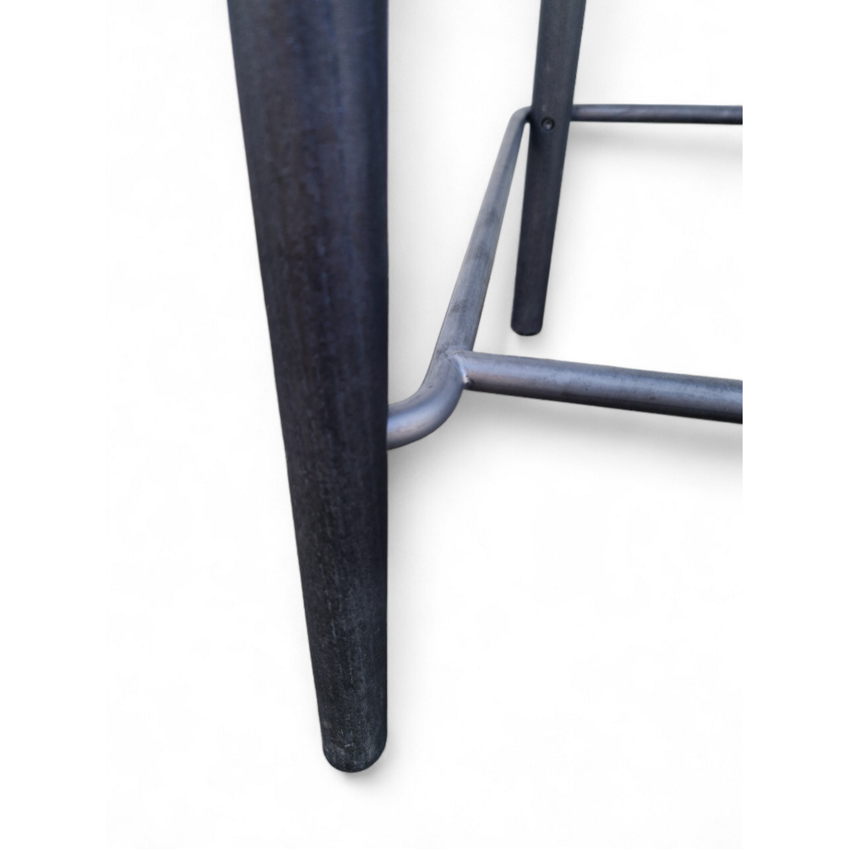 Norman Counter Stuhl L2 - B48xT47xH95cm, SH66cm, Sitz: Leder schwarz, Rücken: Leder schwarz